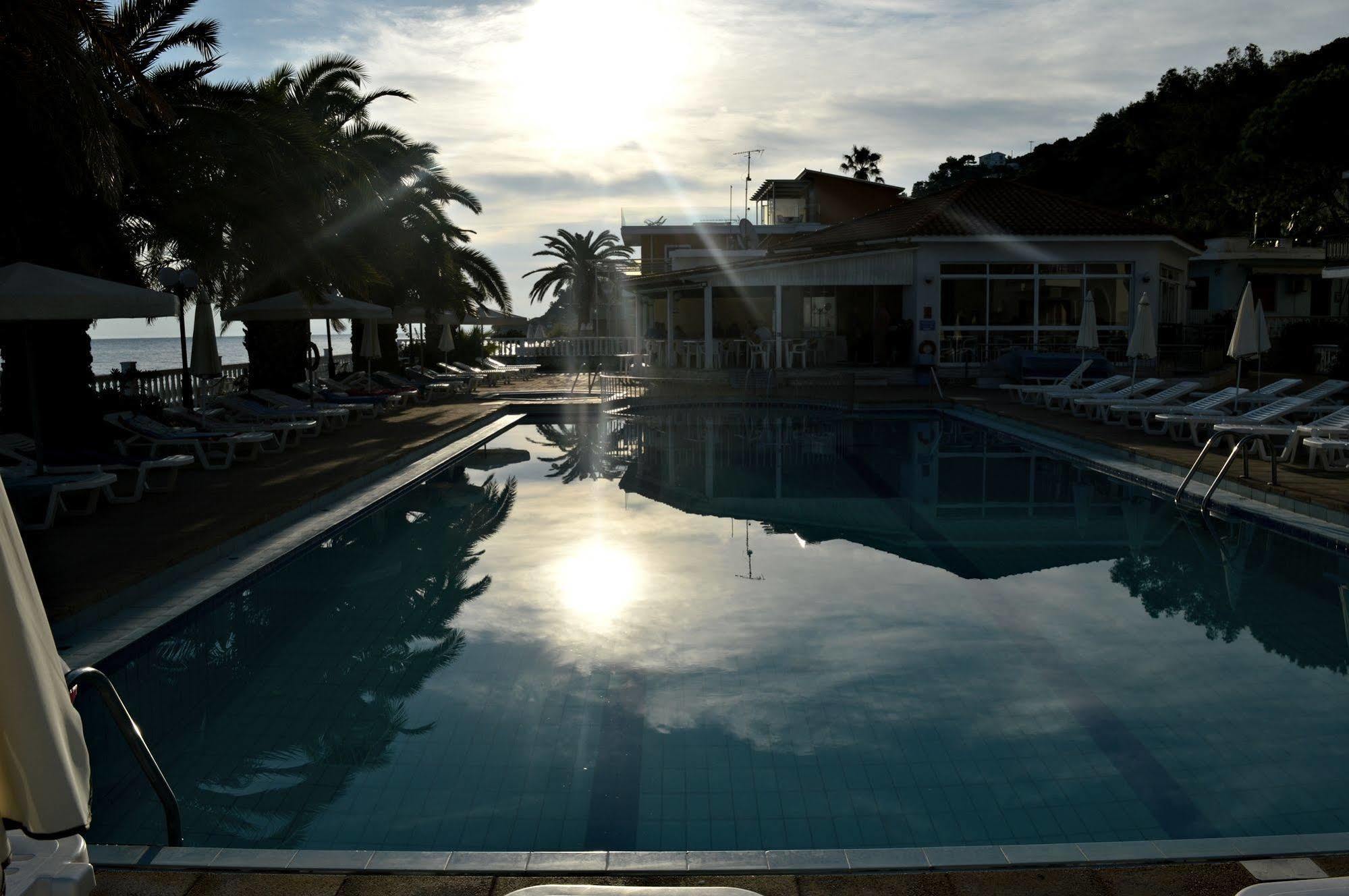 Paradise Beach Camping Platys Gialos  Exterior foto